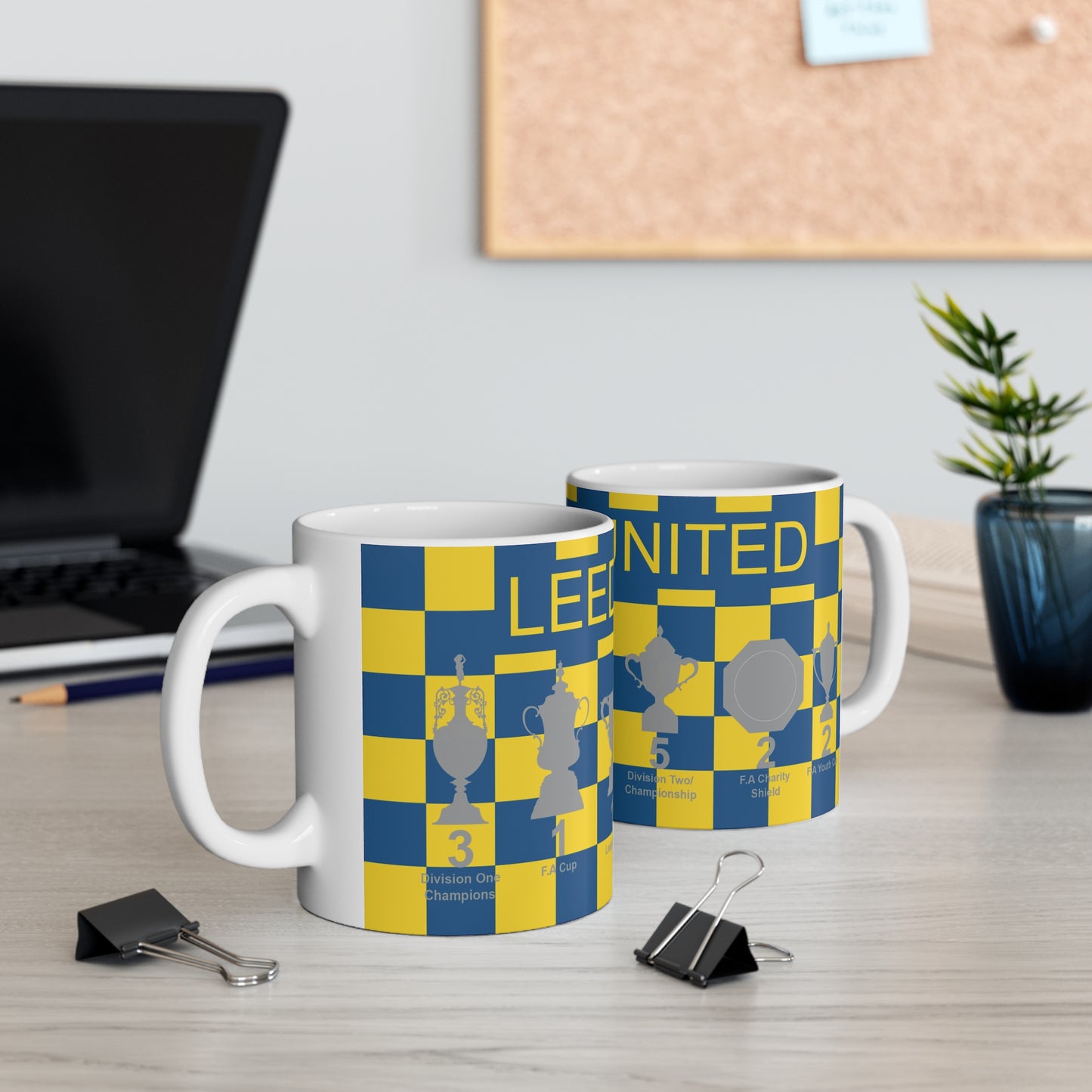 Leeds United Yellow & Blue Chequered Trophies Mug
