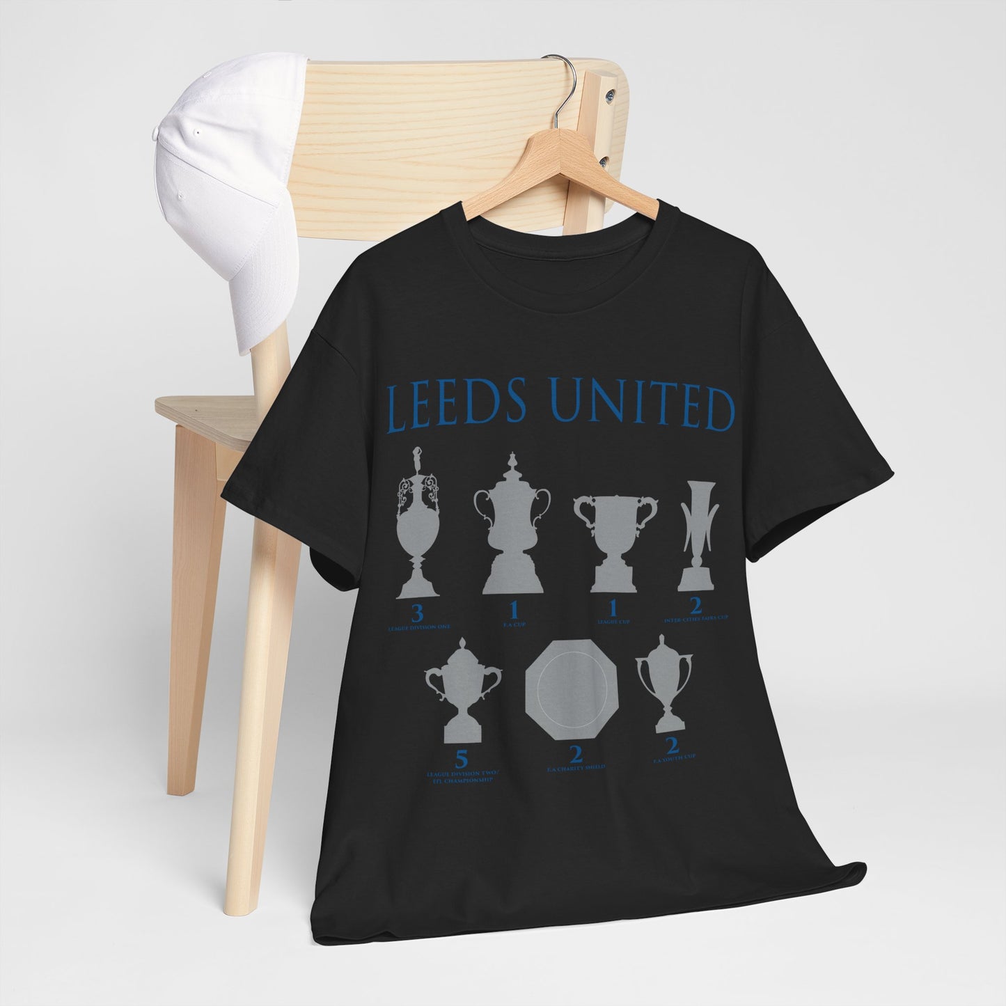 Leeds United Trophies Unisex Heavy Cotton T-Shirt - White/Black/Gold/Royal/Navy