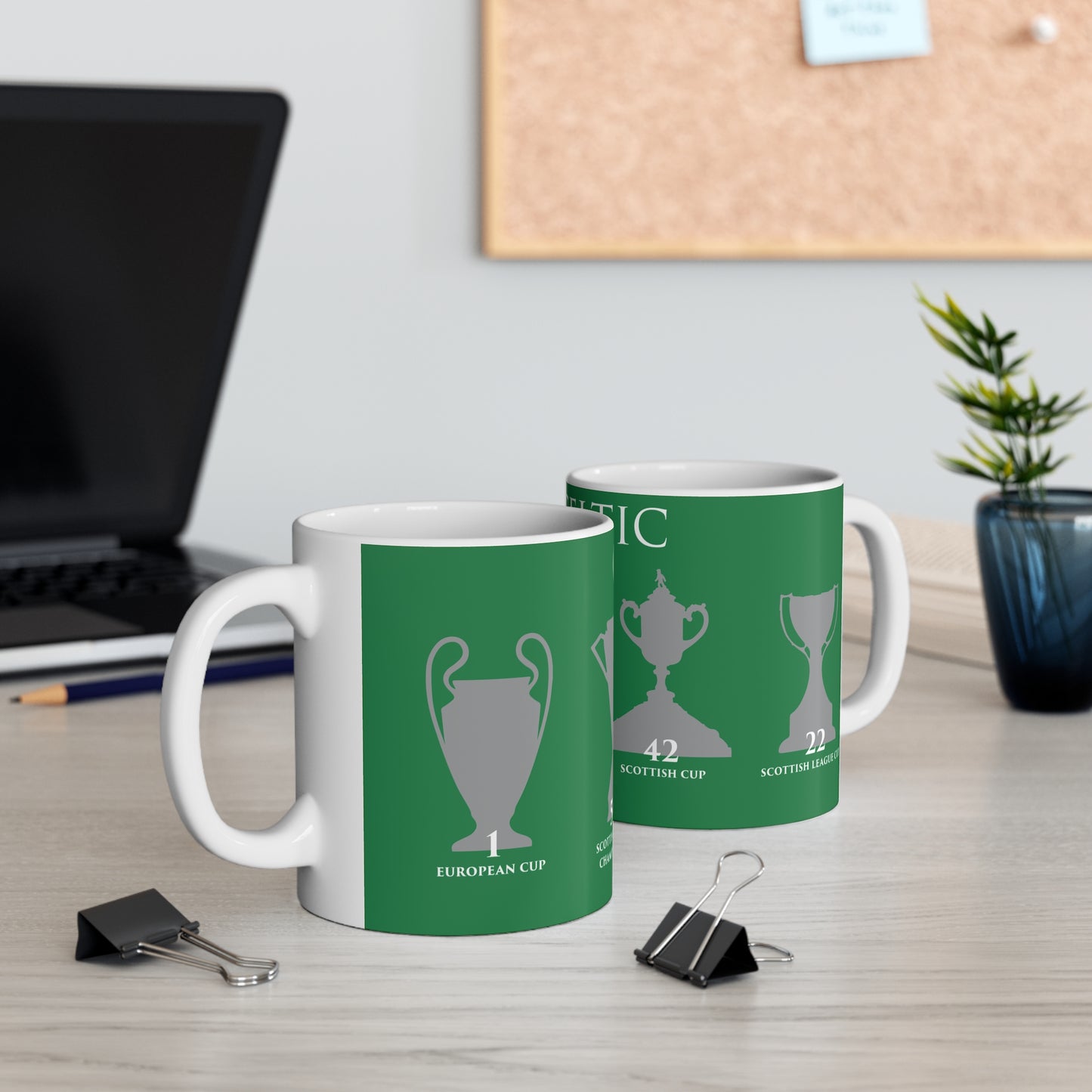 Celtic Trophies Mug - Green