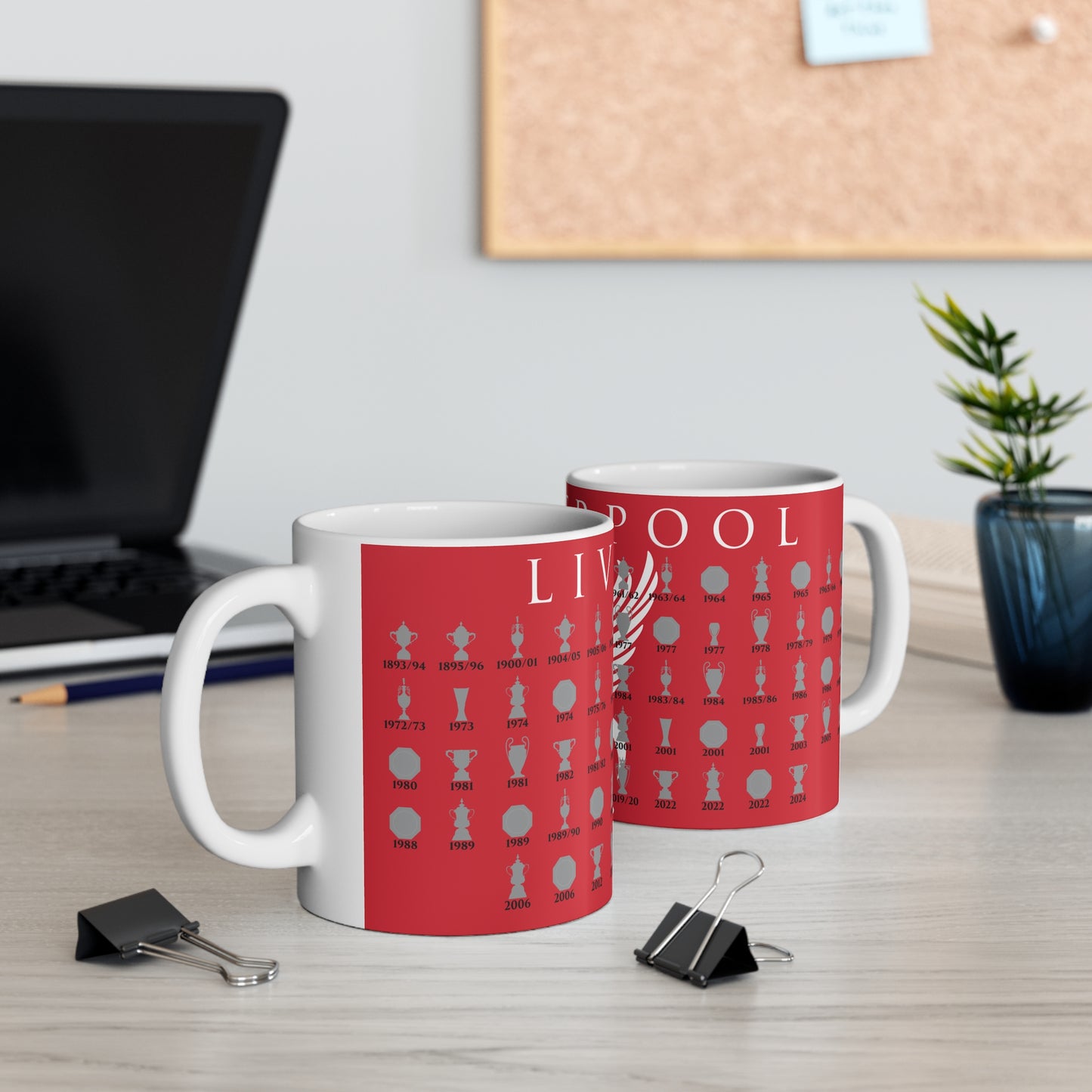 Liverpool Trophies Collection & Liver Bird Mug - Red