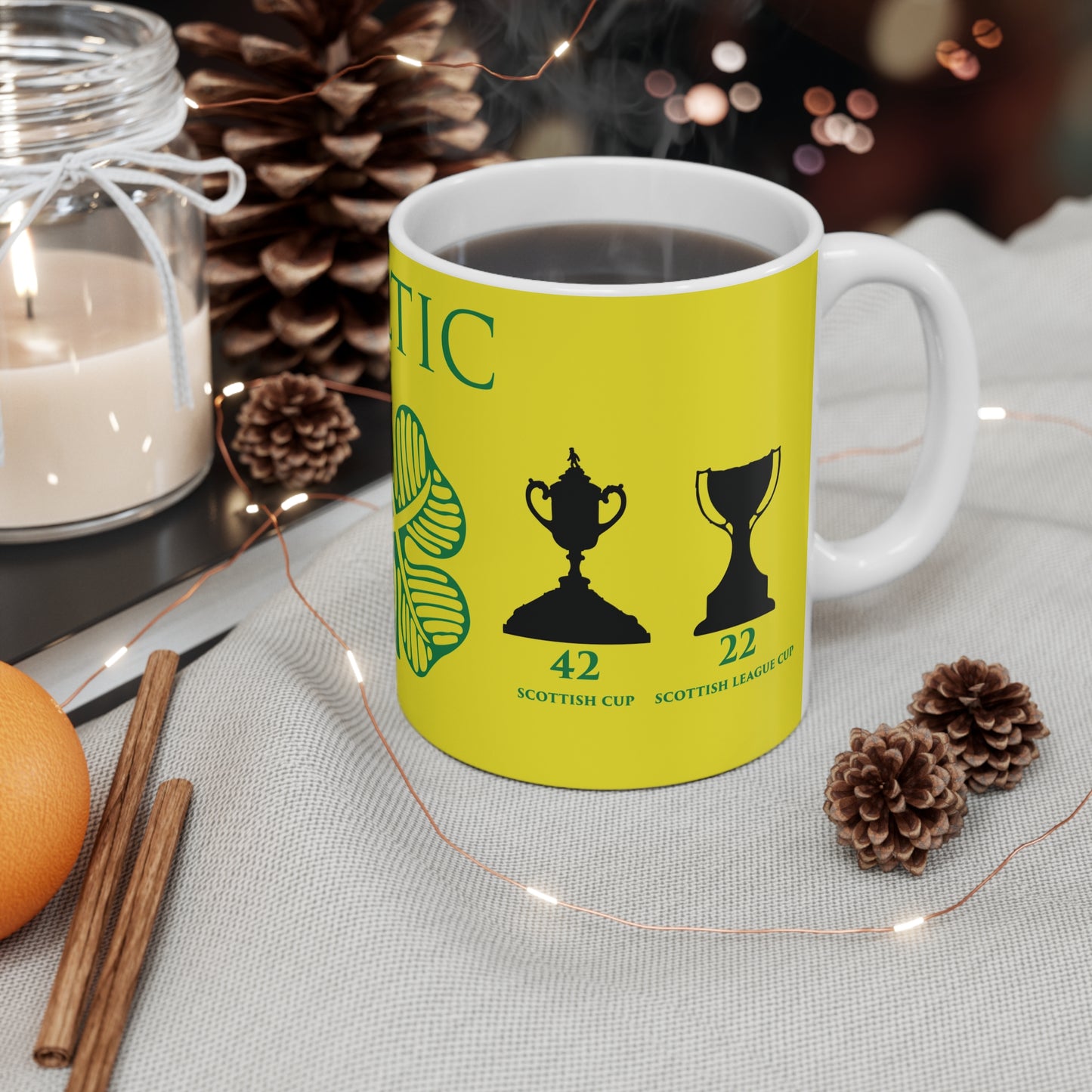 Celtic Trophies & Clover Mug - Yellow