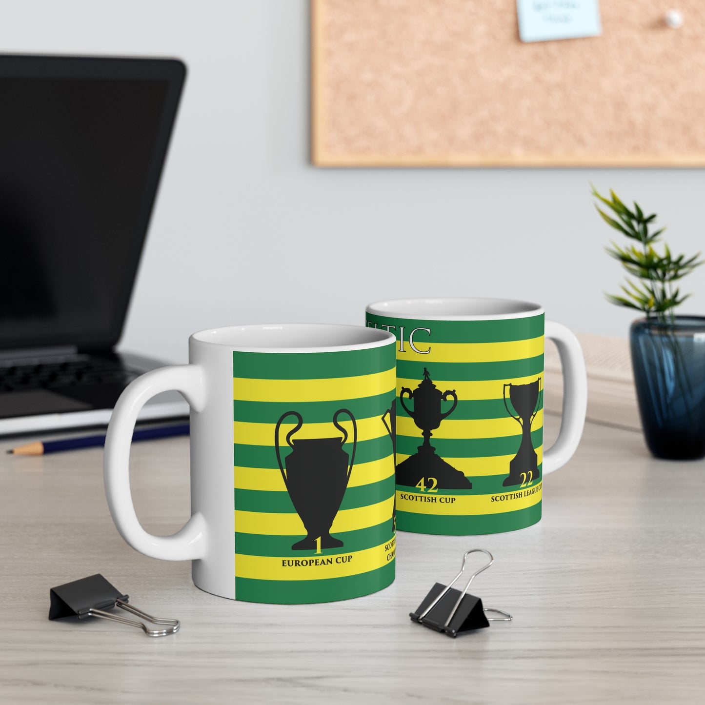 Celtic Trophies Mug - Hoops - Yellow