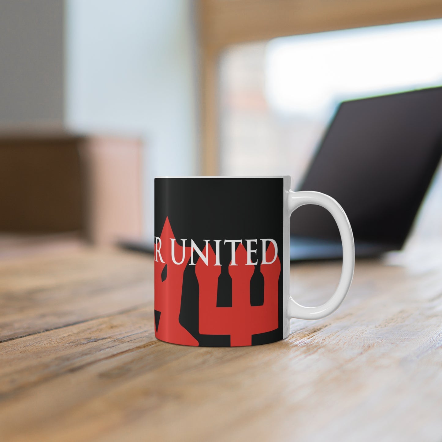 Manchester United Devil Mug - Black