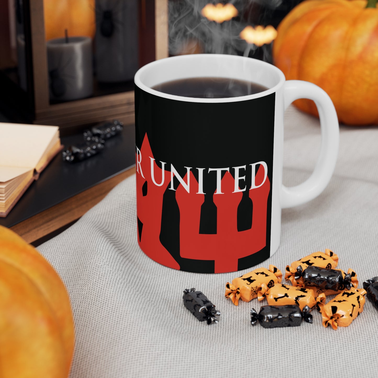 Manchester United Devil Mug - Black