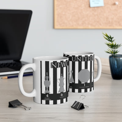 Newcastle United Trophies Mug - Stripes - White Text